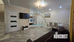 Дом 90м&sup2;, 2-этажный, участок 1 сот.  