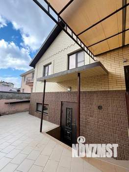 Дом 260м&sup2;, 3-этажный, участок 3 сот.  