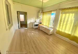 Дом 176м&sup2;, 2-этажный, участок 8 сот.  