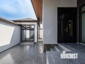 Дом 401м&sup2;, 1-этажный, участок 4 сот.  