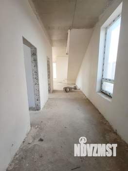 Дом 340м&sup2;, 3-этажный, участок 4 сот.  