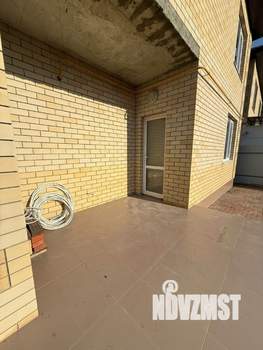 Дом 182м&sup2;, 2-этажный, участок 3 сот.  