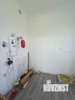 Дом 90м&sup2;, 2-этажный, участок 6 сот.  