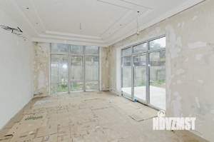 Дом 600м&sup2;, 2-этажный, участок 11 сот.  