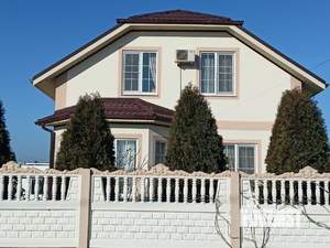 Дом 150м&sup2;, 2-этажный, участок 15 сот.  