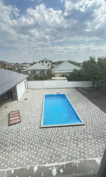 Дом 233м&sup2;, 2-этажный, участок 8 сот.  