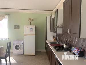 Дом 160м&sup2;, 2-этажный, участок 4 сот.  