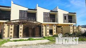 Таунхаус 233м&sup2;, 3-этажный, участок 2 сот.  