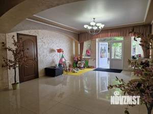 Коттедж 418м², 3-этажный, участок 7 сот.  