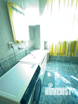 Дом 504м², 3-этажный, участок 10 сот.  