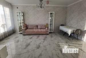 Дом 161м&sup2;, 2-этажный, участок 4 сот.  