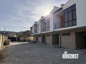 Таунхаус 151м&sup2;, 2-этажный, участок 3 сот.  