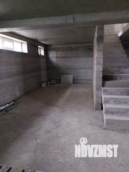 Дом 221м², 2-этажный, участок 5 сот.  