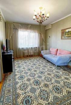 Дом 269м&sup2;, 2-этажный, участок 4 сот.  