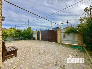 Дом 190м&sup2;, 2-этажный, участок 4 сот.  