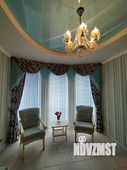 Дом 160м&sup2;, 2-этажный, участок 3 сот.  