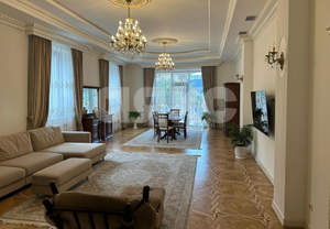 Дом 576м², 2-этажный, участок 7 сот.  