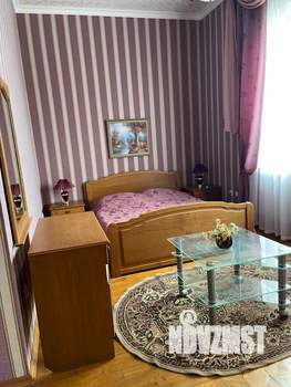 Дом 800м&sup2;, 4-этажный, участок 7 сот.  