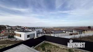 Дом 151м&sup2;, 2-этажный, участок 3 сот.  