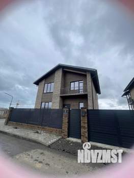 Коттедж 197м&sup2;, 2-этажный, участок 5 сот.  