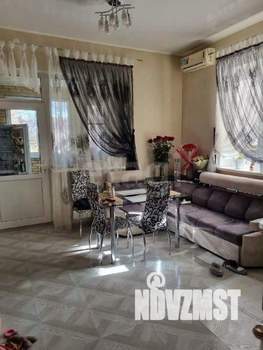 Дом 380м², 3-этажный, участок 4 сот.  