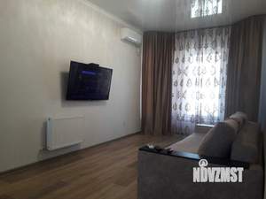 Дом 67м&sup2;, 2-этажный, участок 5 сот.  