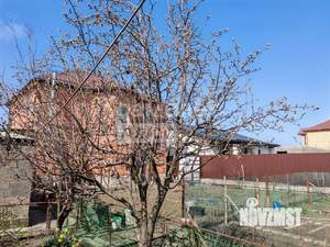 Дом 208м&sup2;, 2-этажный, участок 8 сот.  