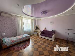 Дом 556м², 2-этажный, участок 6 сот.  