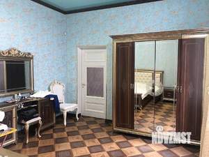 Дом 350м&sup2;, 2-этажный, участок 4 сот.  