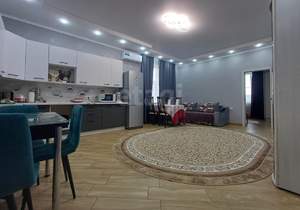 Дом 162м&sup2;, 2-этажный, участок 4 сот.  