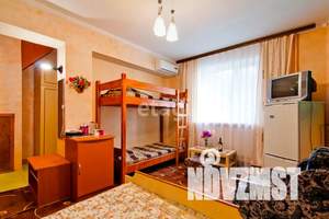 Дом 220м&sup2;, 2-этажный, участок 2 сот.  