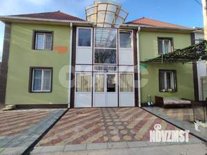 Дом 176м&sup2;, 2-этажный, участок 3 сот.  