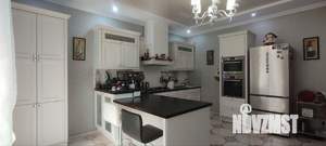 Дом 202м&sup2;, 2-этажный, участок 5 сот.  