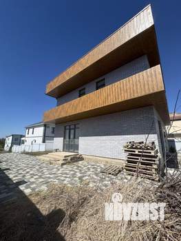 Дом 150м², 2-этажный, участок 10 сот.  