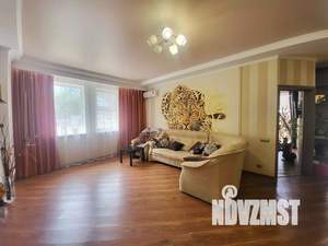 Дом 120м², 2-этажный, участок 4 сот.  