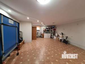 Дом 300м&sup2;, 2-этажный, участок 8 сот.  