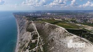 Дом 150м², 3-этажный, участок 6 сот.  