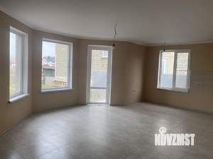 Дом 140м², 2-этажный, участок 5 сот.  