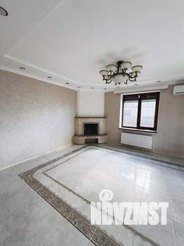 Дом 185м&sup2;, 2-этажный, участок 6 сот.  