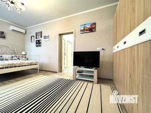 Дом 331м², 2-этажный, участок 6 сот.  