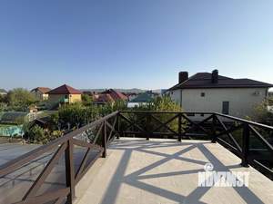 Дом 170м&sup2;, 2-этажный, участок 4 сот.  