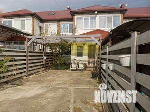 Таунхаус 142м², 3-этажный, участок 2 сот.  