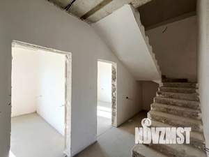 Дом 174м&sup2;, 2-этажный, участок 4 сот.  