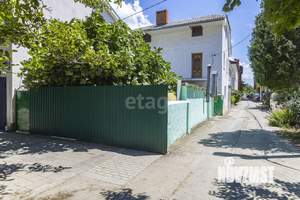 Дом 90м&sup2;, 2-этажный, участок 3 сот.  