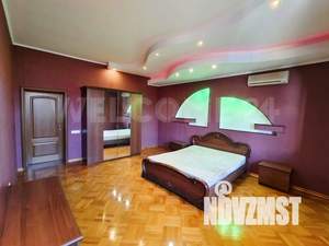 Коттедж 330м&sup2;, 2-этажный, участок 6 сот.  