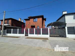 Дом 120м&sup2;, 2-этажный, участок 3 сот.  