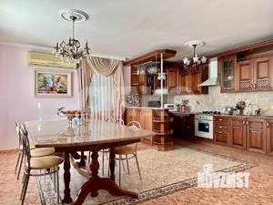 Дом 371м², 2-этажный, участок 9 сот.  