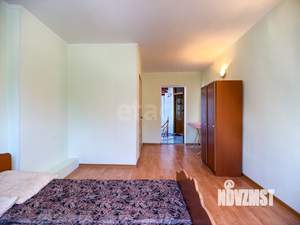 Дом 248м&sup2;, 3-этажный, участок 3 сот.  