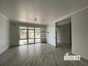 Дом 100м&sup2;, 1-этажный, участок 5 сот.  