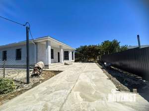 Дом 100м², 2-этажный, участок 6 сот.  